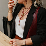 Ketting Burgundy Suède Cord Flower