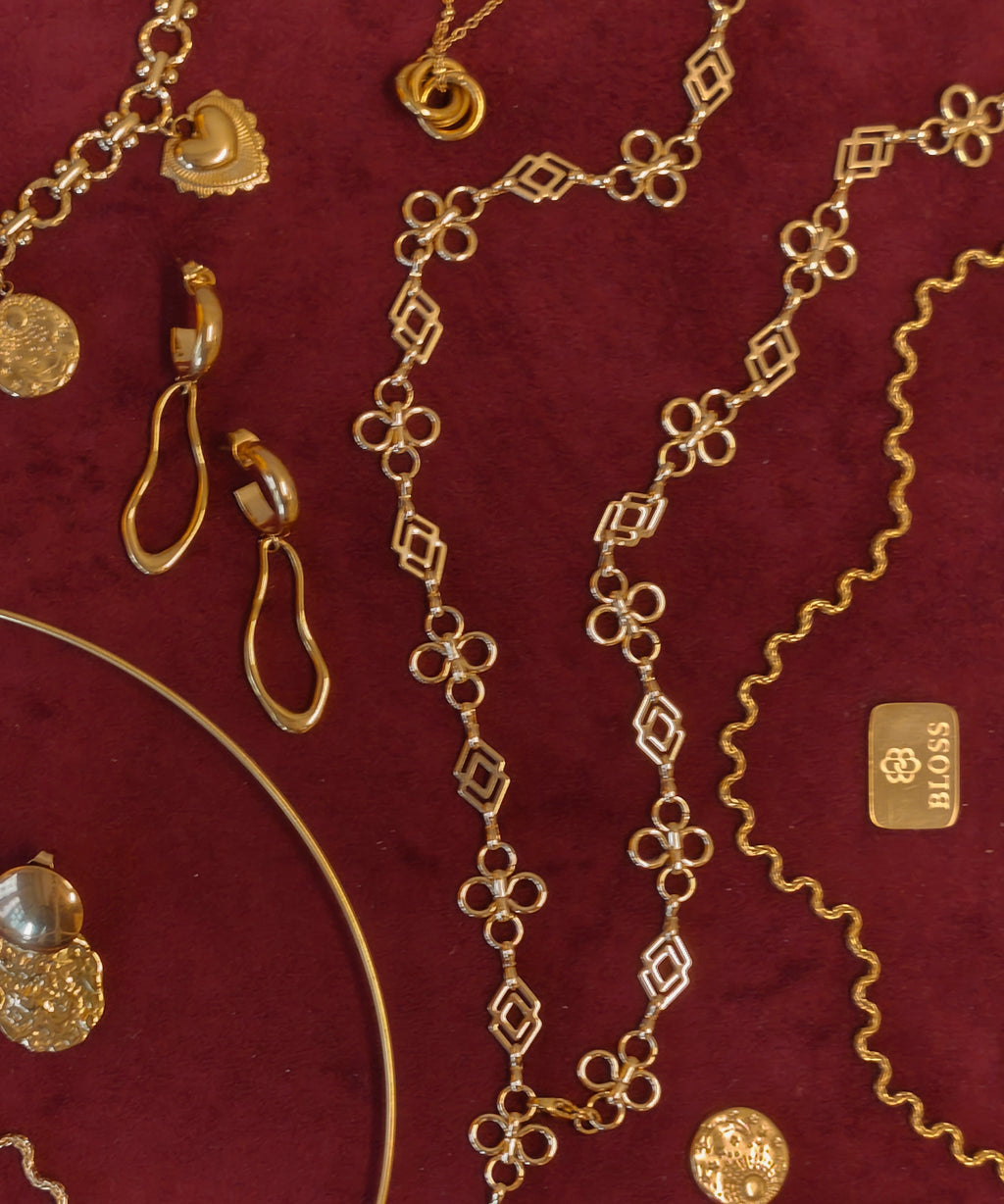 Fleurette Ketting en Armband in een selectie gouden Essentials