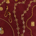 Fleurette Ketting en Armband in een selectie gouden Essentials