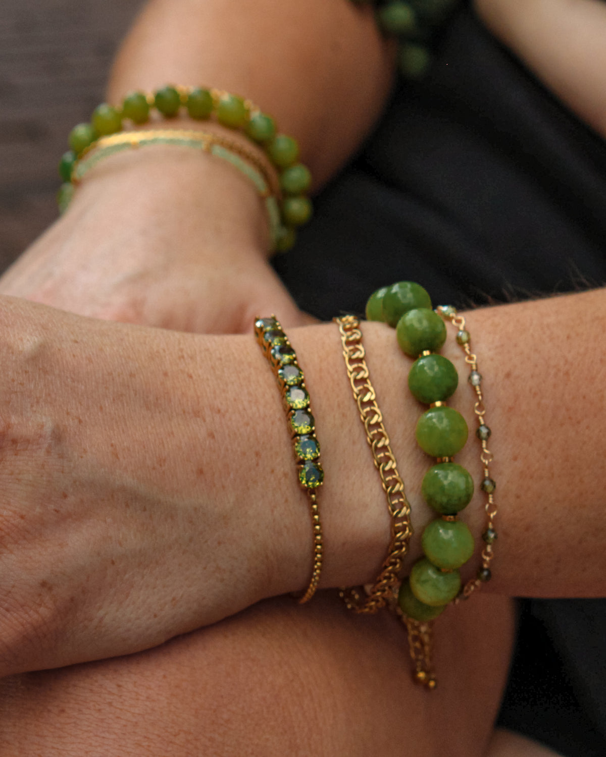 BLOSS sieraden op model