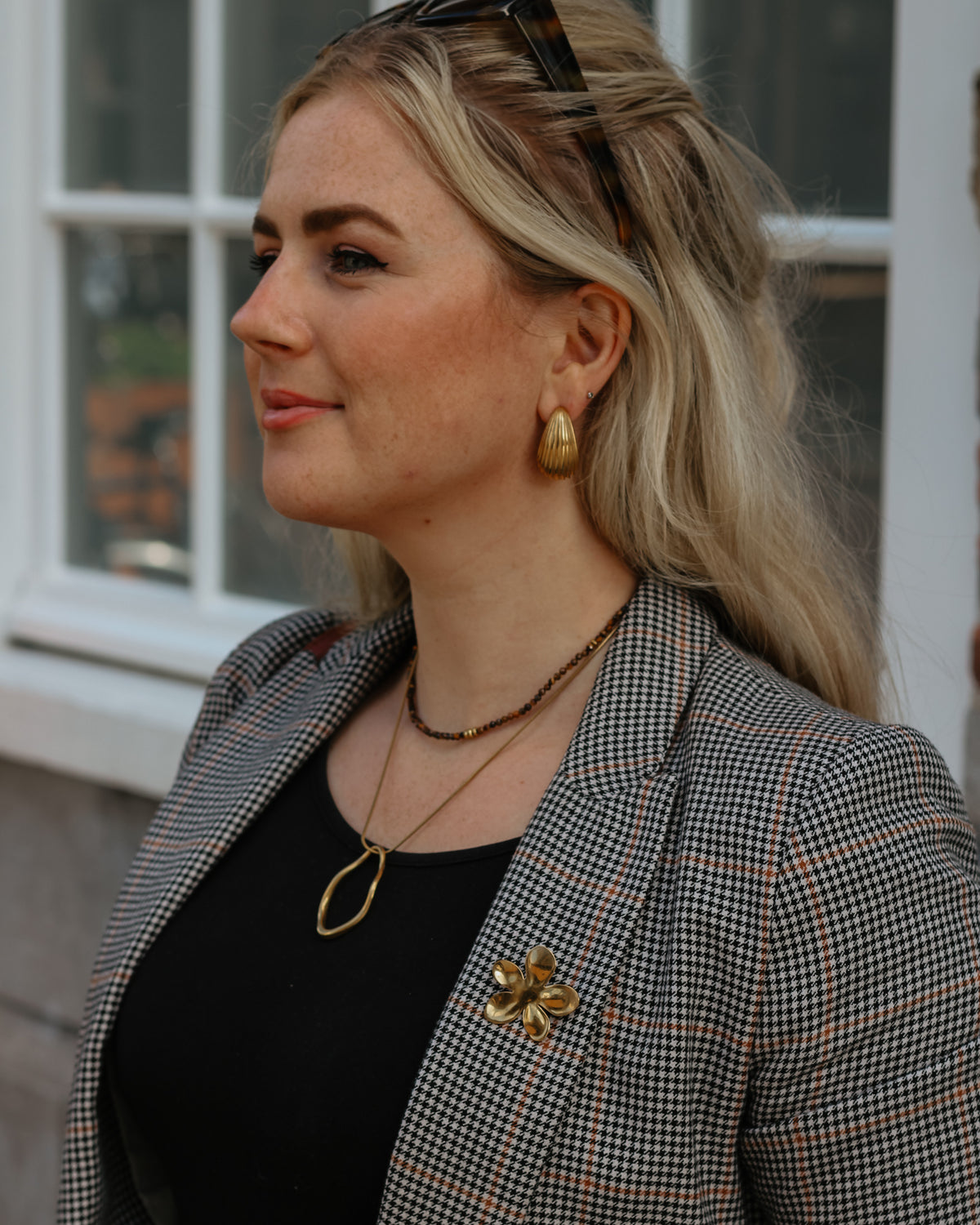 Ketting Golden Organic charm op model