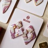 Oorbellen Wine White Shield Studs