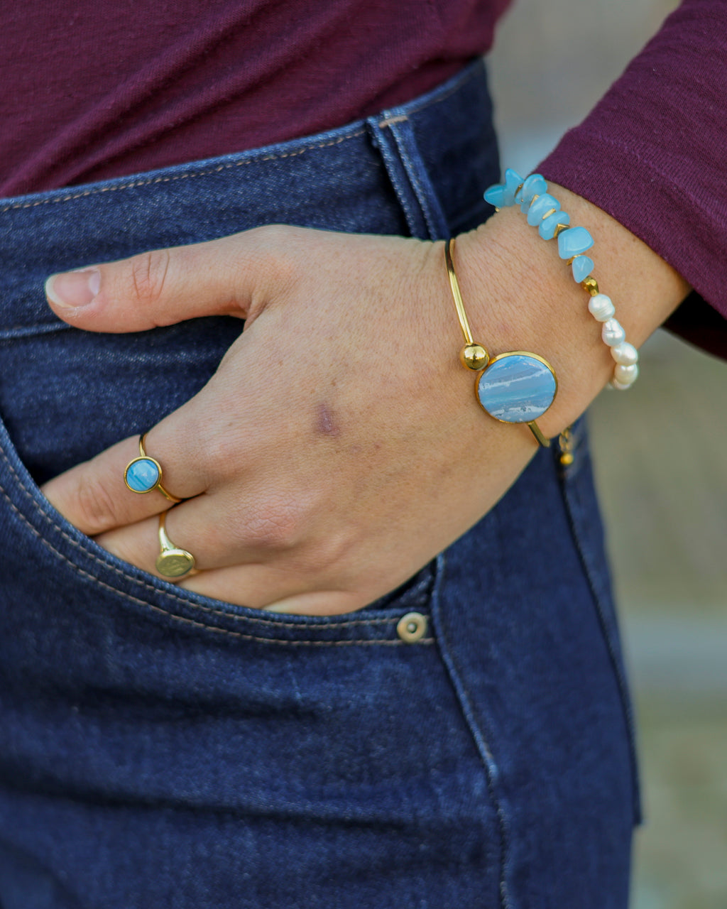 Ring Blue Lace Agate Mini op model