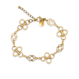 Fleurette Armband in goud met open bloemmotieven en ruitvormige schakels